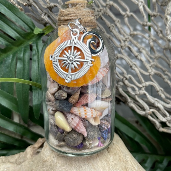 “Beach in a Bottle”  Seashells sand w Coral Shell Compass Wave Charms Nautical - Picture 2 of 16